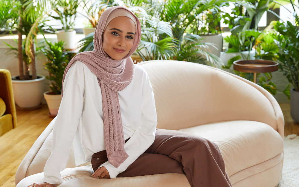 Meet Zahara Basir, Who Aims to #DoTheMost in Life & With Our Positive Threads Campaign!