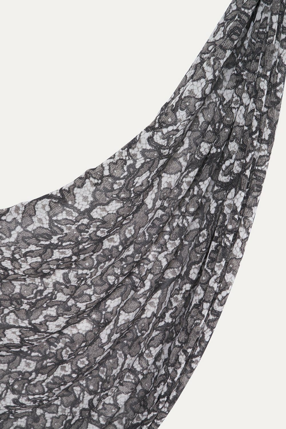 Shop Lavish Lace Hijab